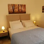 Angel's Place By The Sea Apartment