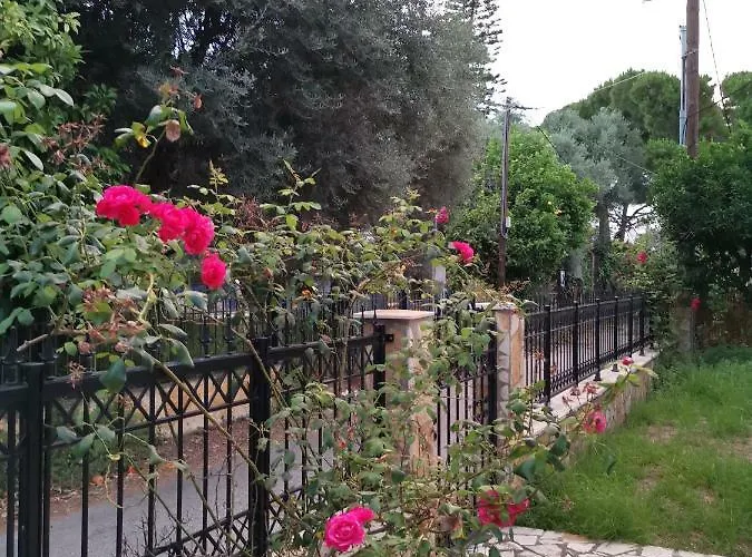 Angel's Place By The Sea Diakopto